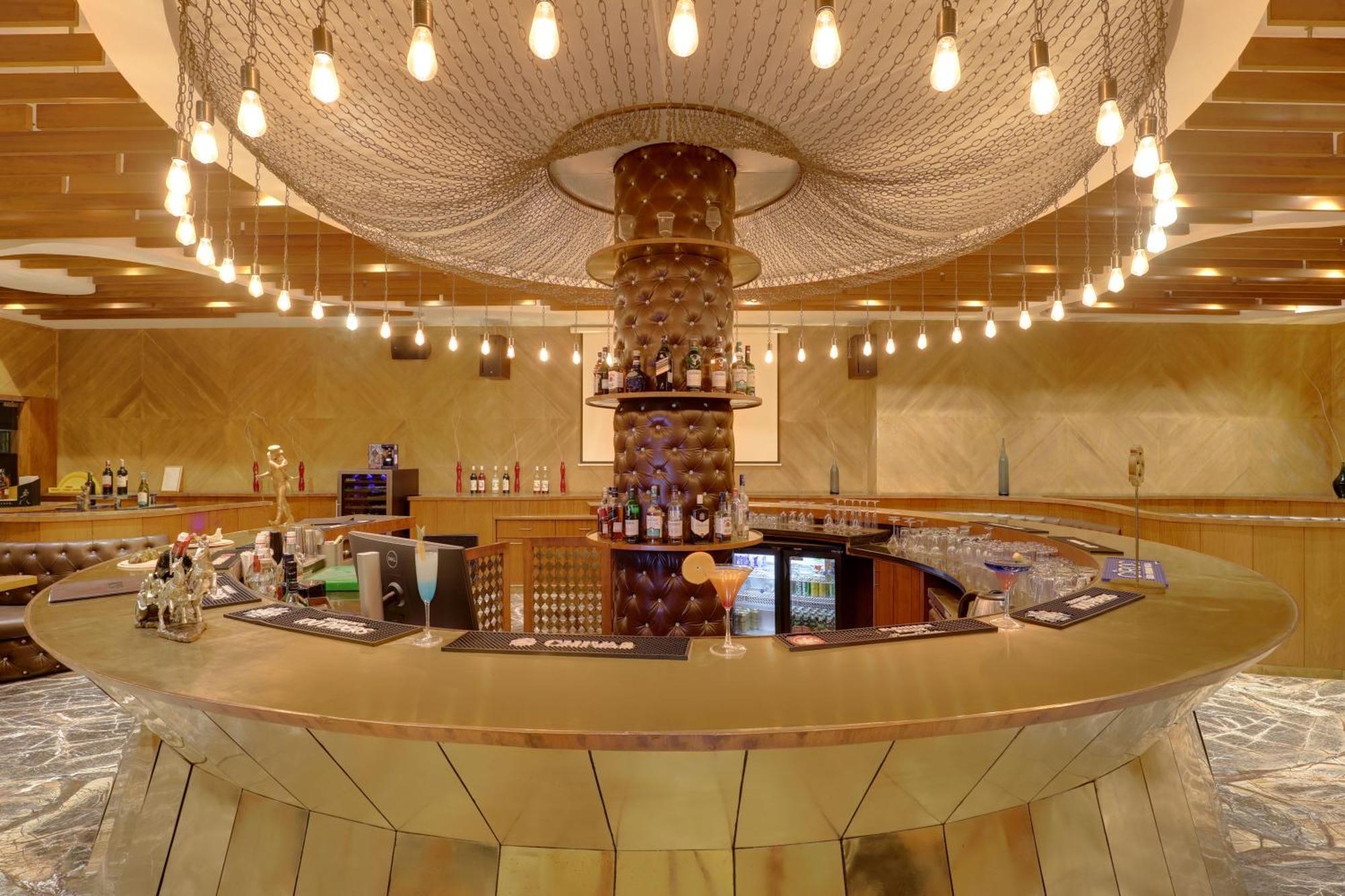 Saura Hotel, Agra - A Club Mahindra Associate Екстериор снимка