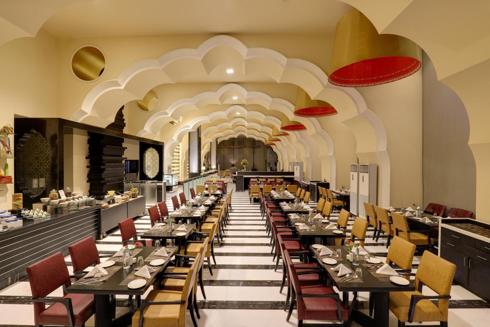 Saura Hotel, Agra - A Club Mahindra Associate Екстериор снимка