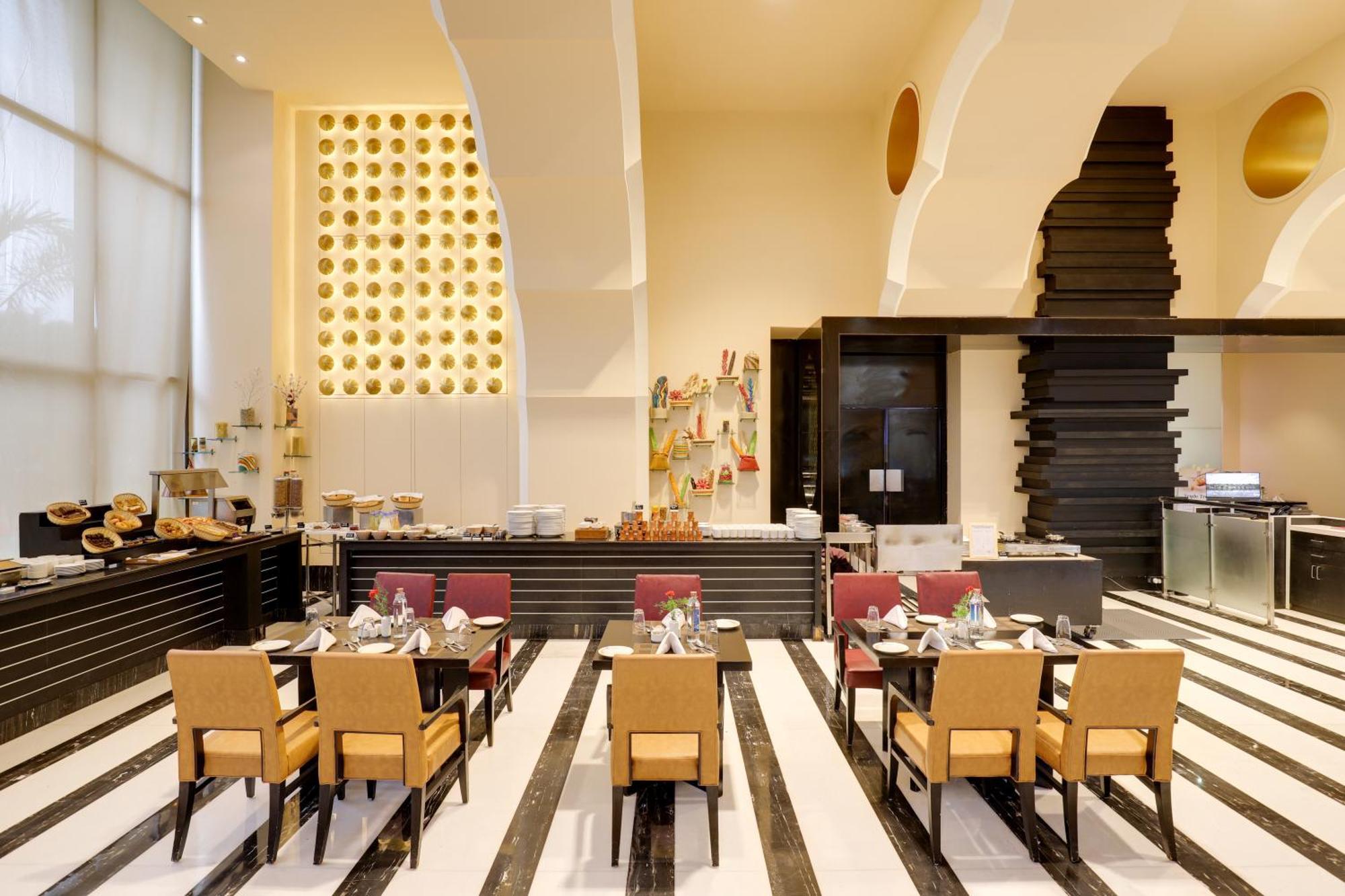 Saura Hotel, Agra - A Club Mahindra Associate Екстериор снимка