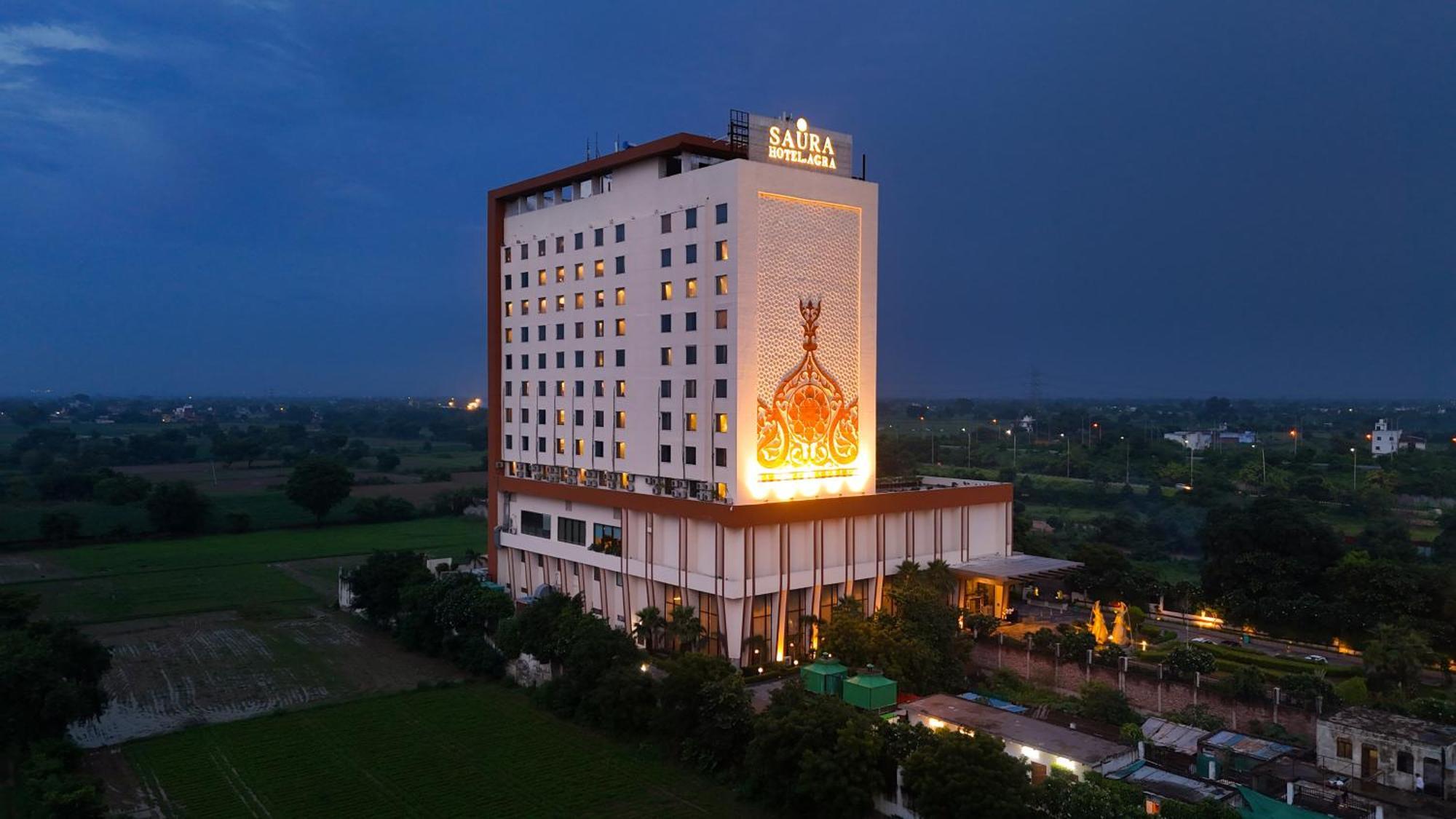 Saura Hotel, Agra - A Club Mahindra Associate Екстериор снимка