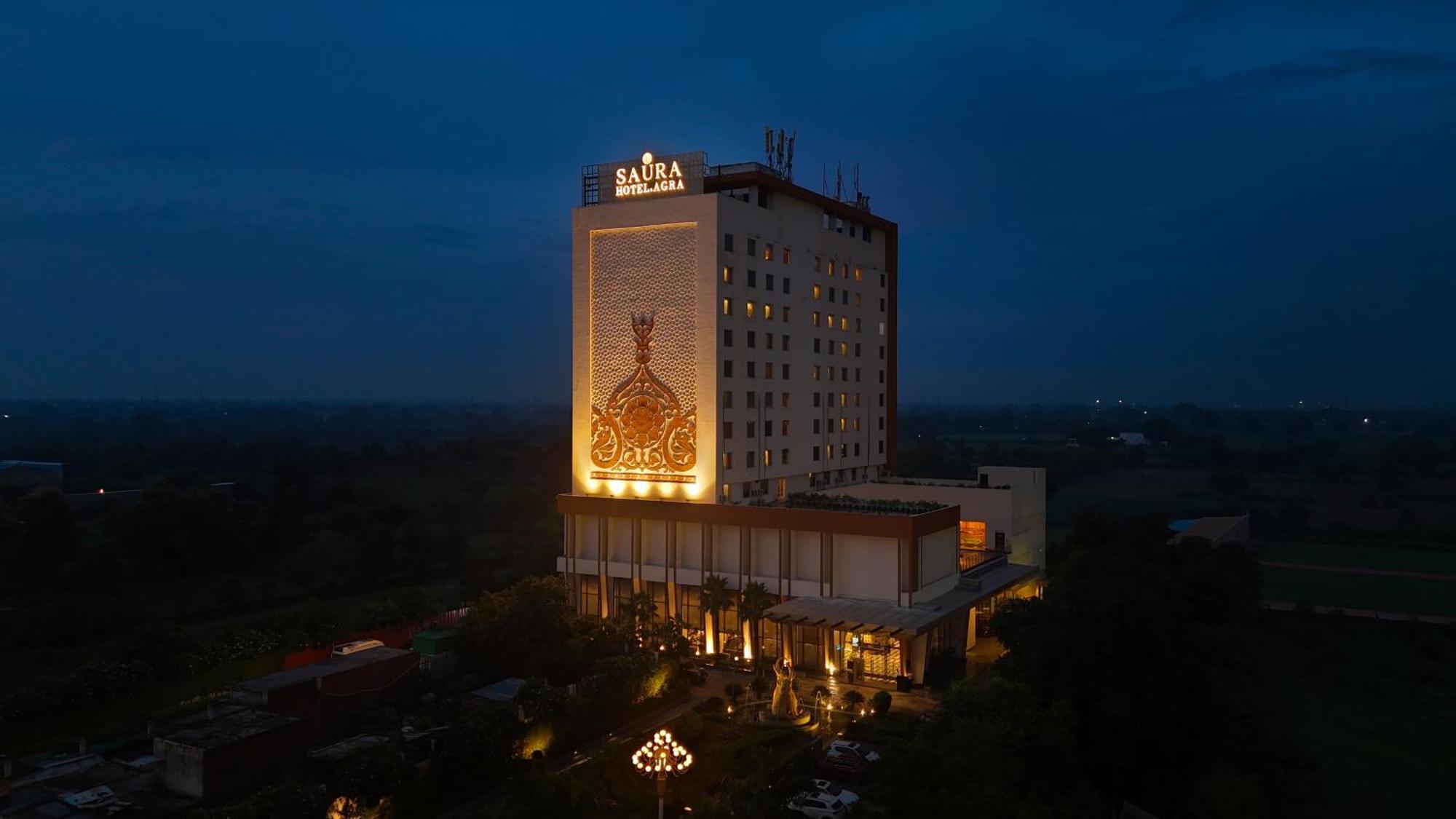 Saura Hotel, Agra - A Club Mahindra Associate Екстериор снимка