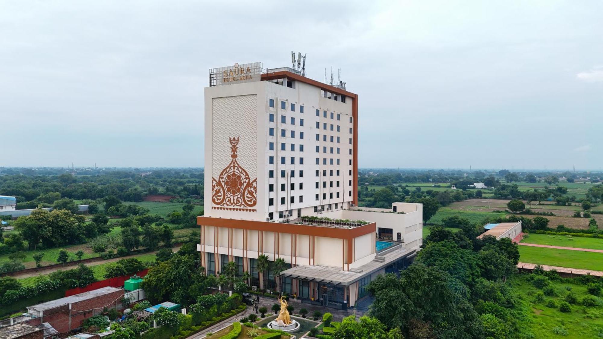 Saura Hotel, Agra - A Club Mahindra Associate Екстериор снимка