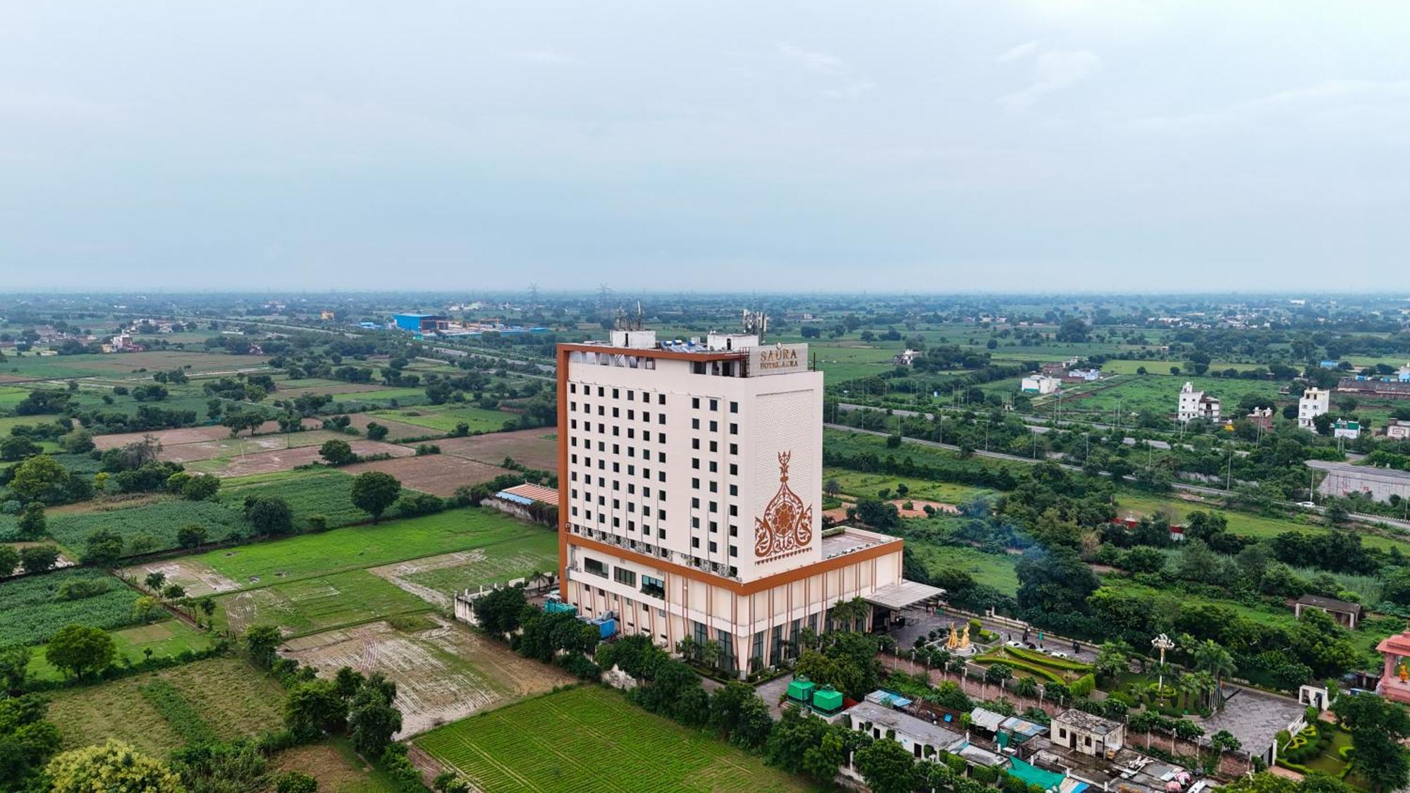 Saura Hotel, Agra - A Club Mahindra Associate Екстериор снимка