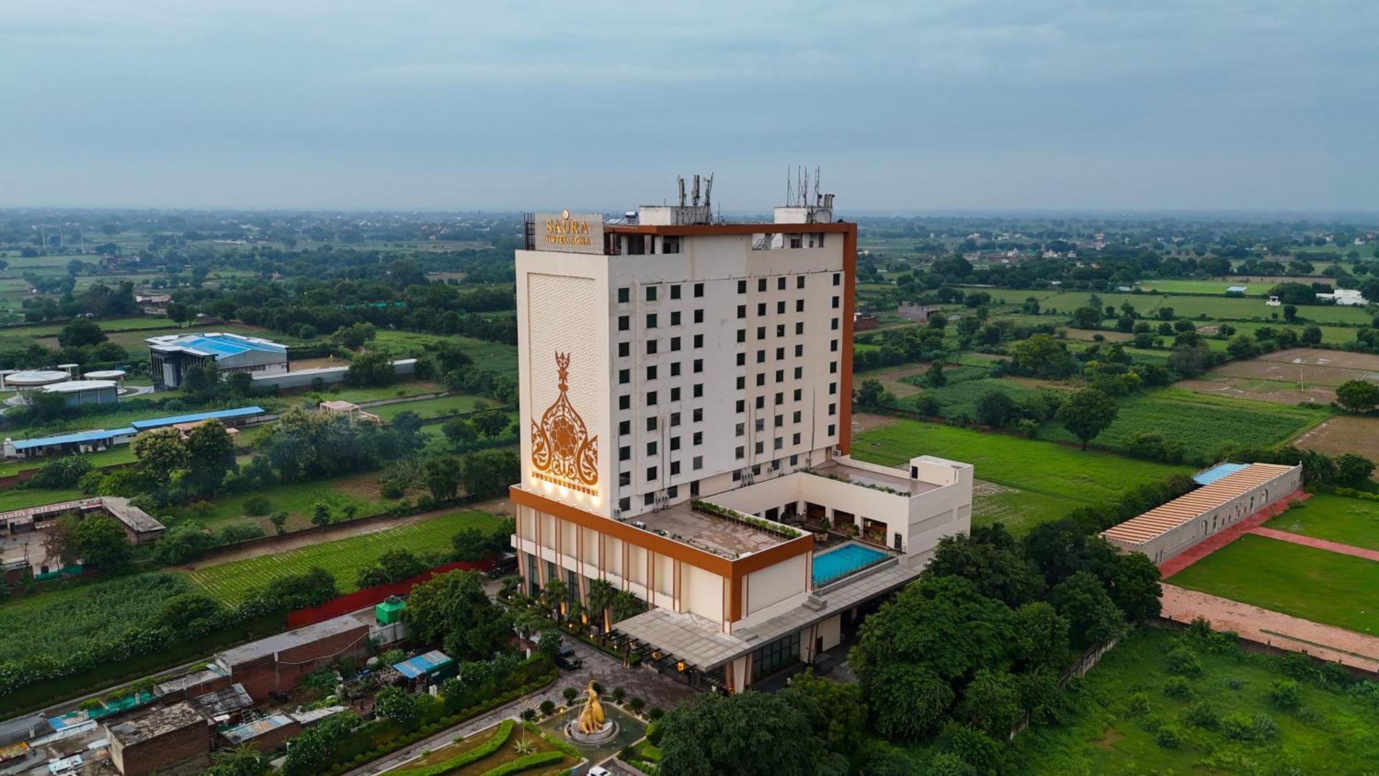 Saura Hotel, Agra - A Club Mahindra Associate Екстериор снимка